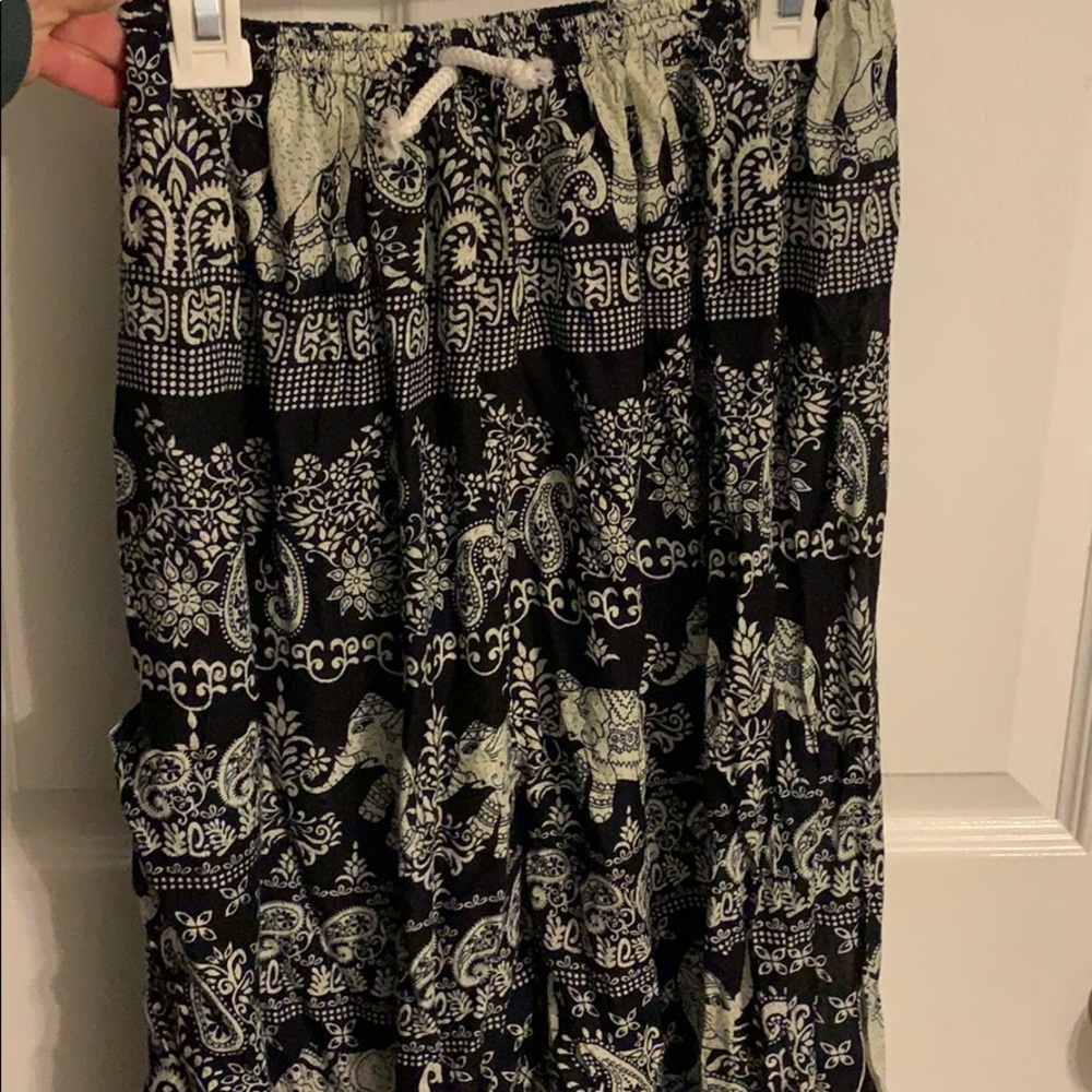 Flowy pants! - Picture 3 of 5